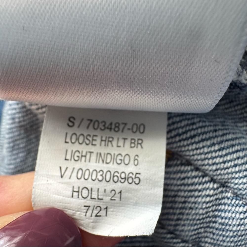GAP Loose High Rise Jeans Distressed Light Indigo. Women’s 4/27 (actual 27X28) - Picture 9 of 12